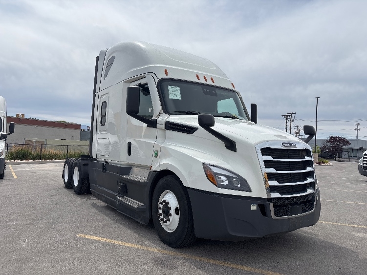 2022 Freightliner Cascadia