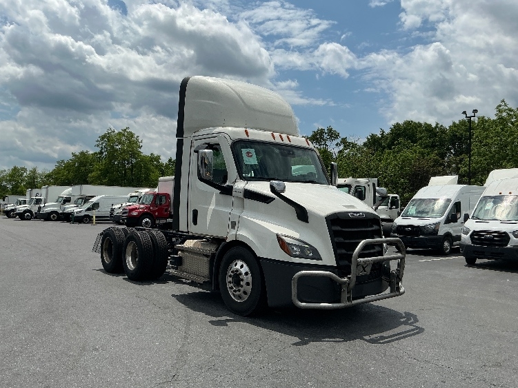 2022 Freightliner Cascadia