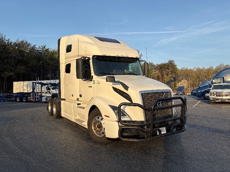 2022 Volvo VNL 760
