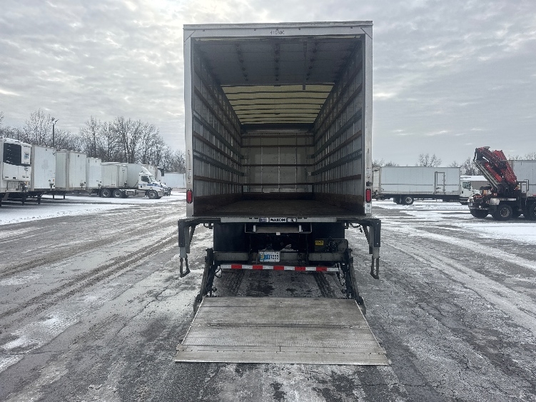 2022 Freightliner M2 106 in Columbus, OH — photo 9