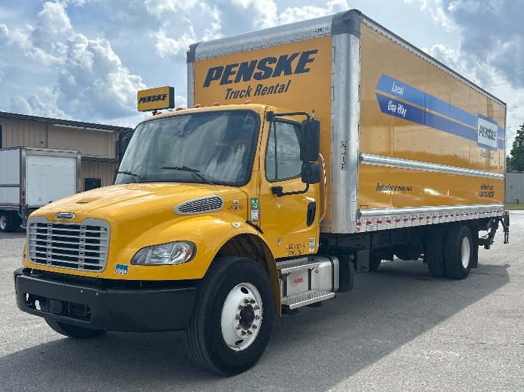 2022 Freightliner M2 106 in Memphis, TN — photo 3