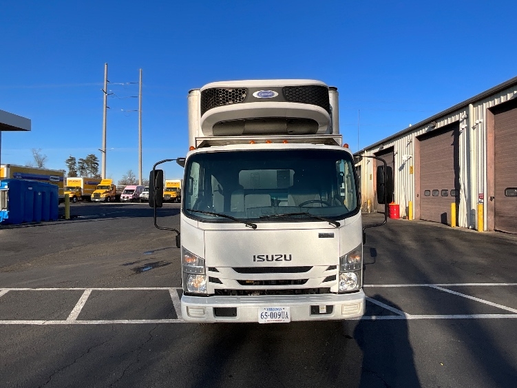2022 Isuzu NRR in Manassas, VA — photo 2