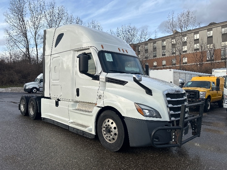 2022 Freightliner Cascadia