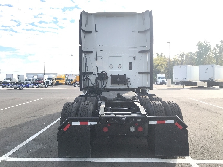 2022 International LT in Shreveport, LA — photo 6