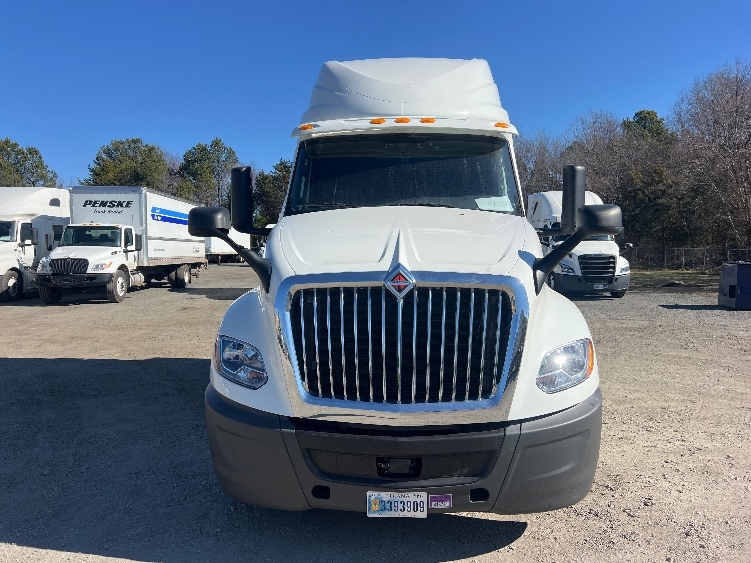 2022 International LT in Concord, NC — photo 2