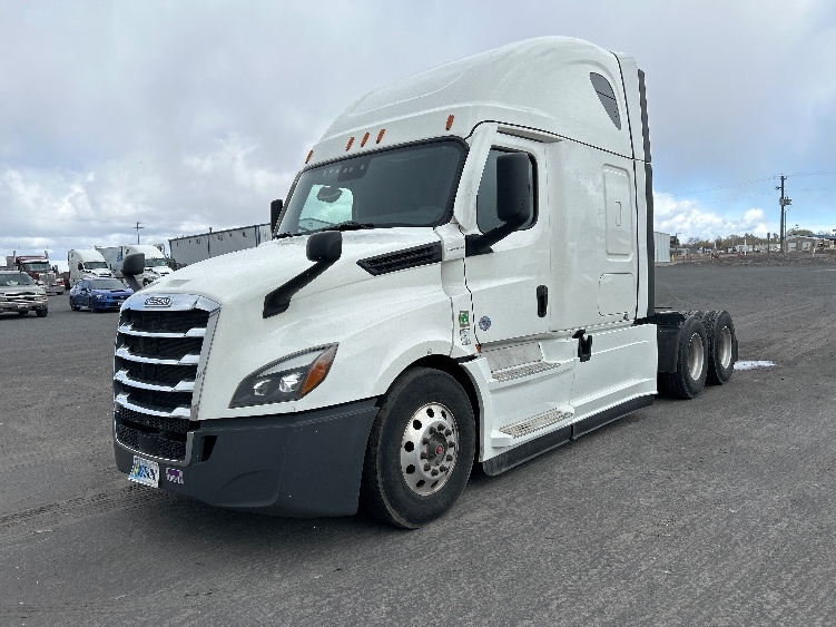 2022 Freightliner Cascadia in Jerome, ID — photo 3