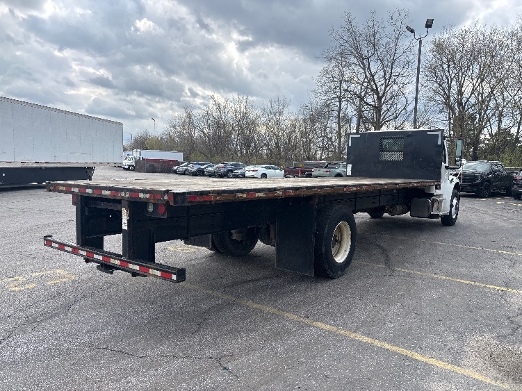 2022 Freightliner M2 106 in Middlefield, OH — photo 9