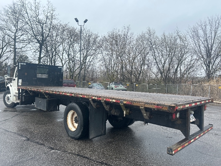 2022 Freightliner M2 106 in Middlefield, OH — photo 6