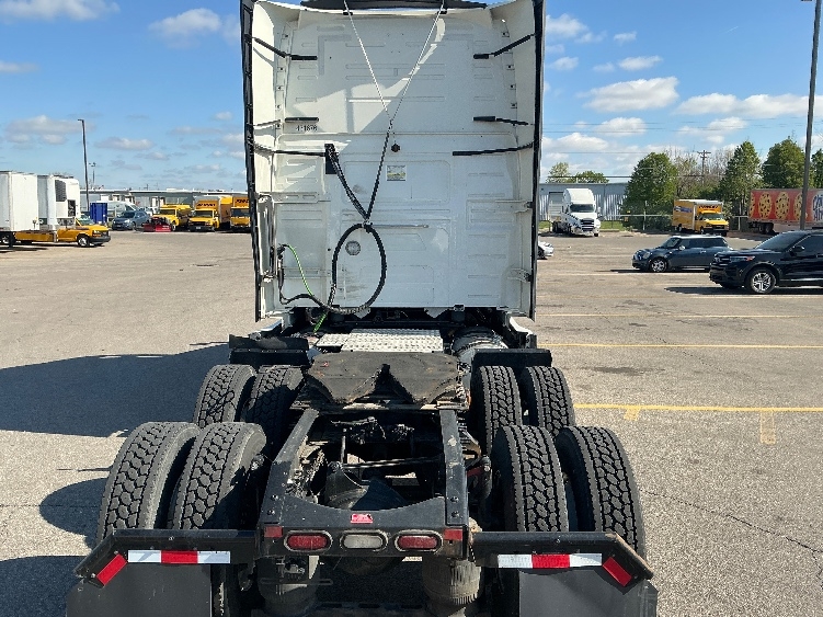 2022 Volvo VNL 760 in Piqua, OH — photo 6