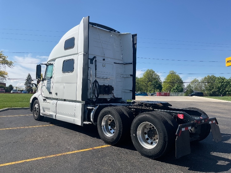 2022 Volvo in Akron, OH — photo 5
