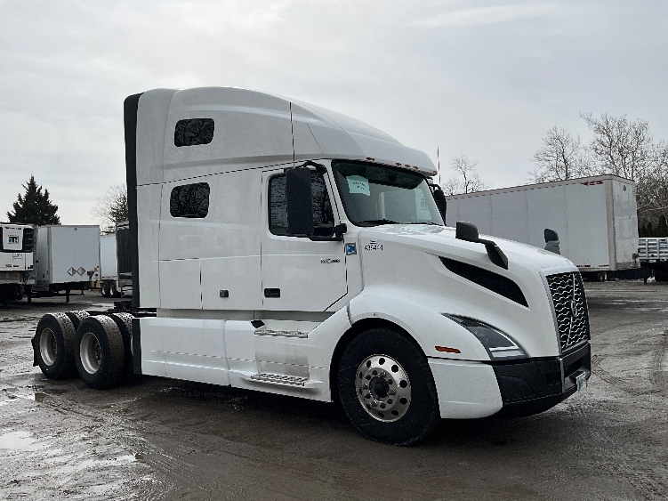 2022 Volvo VNL 760