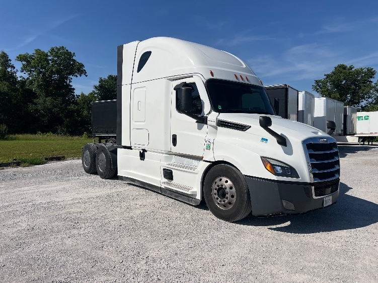 2022 Freightliner Cascadia