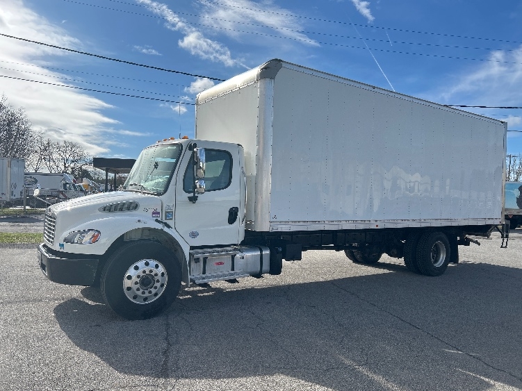 2022 Freightliner M2 106 in Albany, NY — photo 3