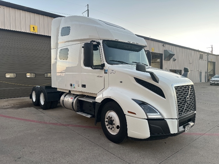 2023 Volvo VNL 760