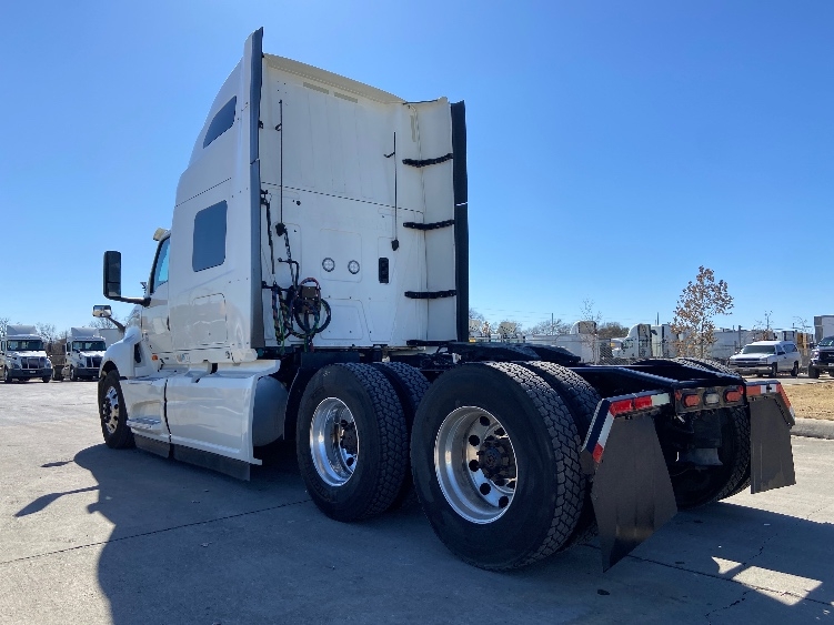 2022 International LT in San Antonio, TX — photo 5