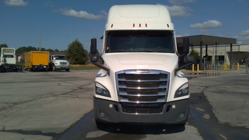 2022 Freightliner Cascadia in Nashville (Mount Juliet), TN — photo 2