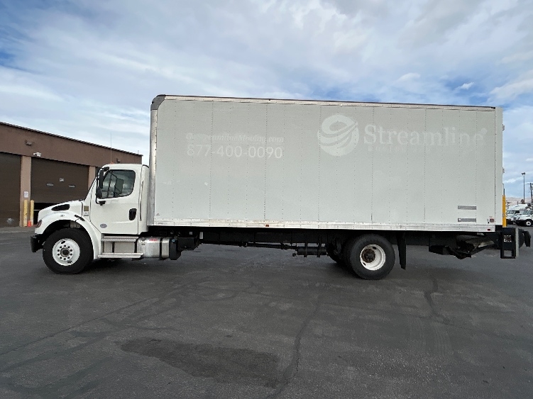 2022 Freightliner M2 106 in Las Vegas, NV — photo 4