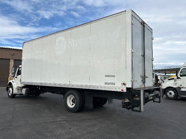 2022 Freightliner M2 106 in Las Vegas, NV — photo 6