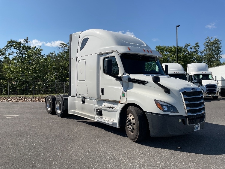 2023 Freightliner Cascadia