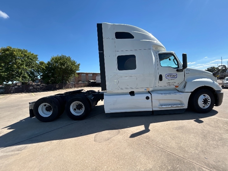 2022 International LT in Houston, TX — photo 8
