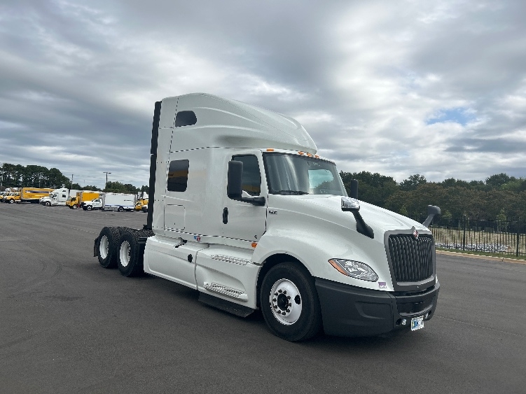 2022 International LT