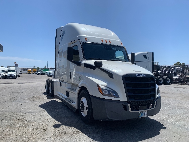 2022 Freightliner Cascadia