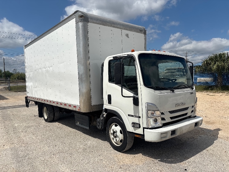2022 Isuzu NRR