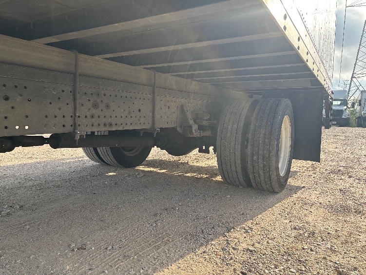 2022 Isuzu NRR in Dallas, TX — photo 5