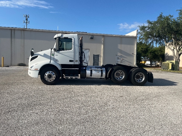 2022 Volvo in Tampa, FL — photo 4