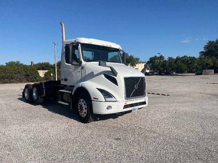 2023 Volvo