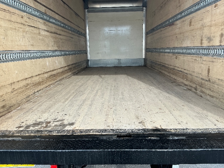 2023 International MV in Duncansville, PA — photo 9