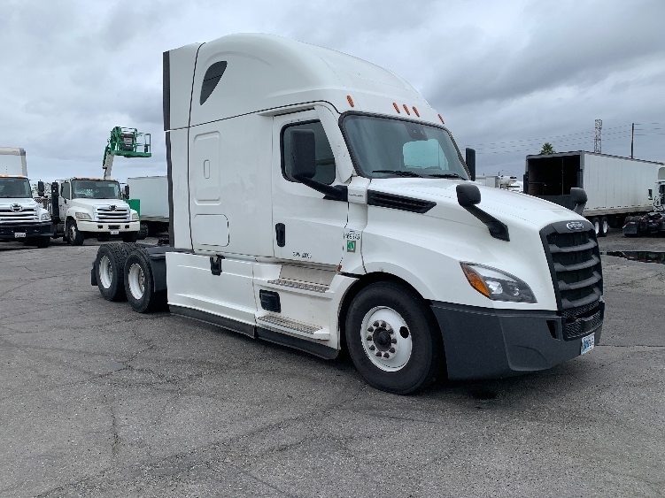 2022 Freightliner Cascadia