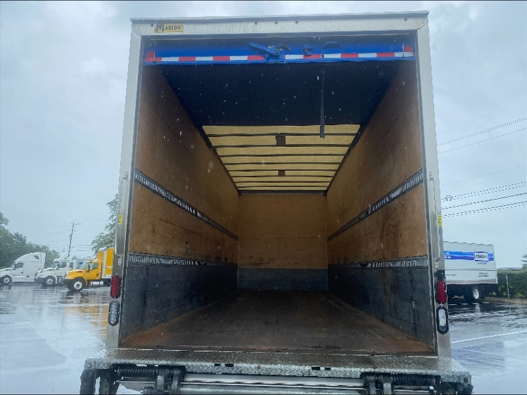 2022 Freightliner eM2 in Lexington, KY — photo 8