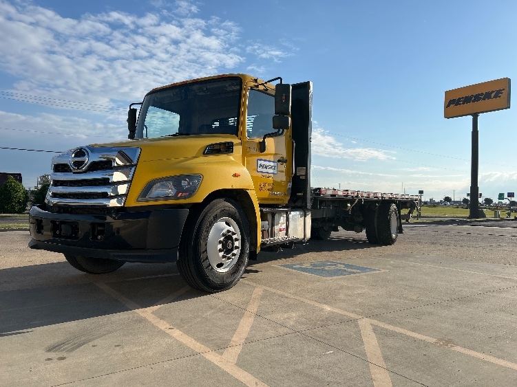 2023 Hino L6 in Oklahoma City, OK — photo 3