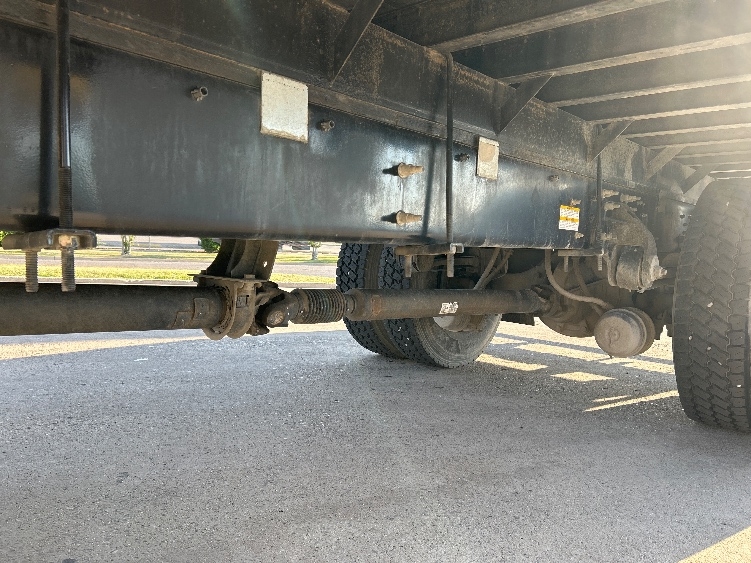 2023 Hino L6 in Oklahoma City, OK — photo 5