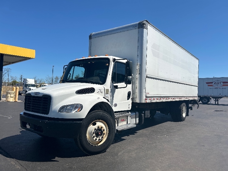 2022 Freightliner eM2 in Chicopee, MA — photo 3