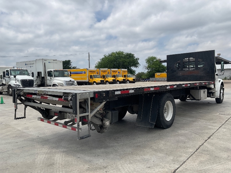 2023 Freightliner eM2 in San Antonio, TX — photo 10