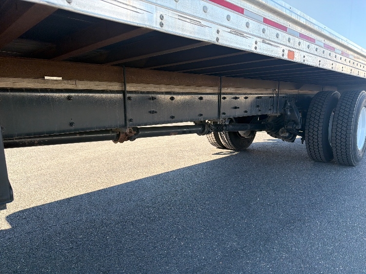 2023 Freightliner eM2 in Chicopee, MA — photo 5