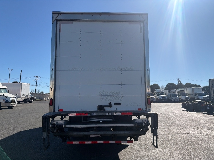 2023 Freightliner eM2 in Chicopee, MA — photo 7