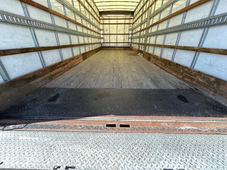 2022 International MV in Lincoln, NE — photo 10