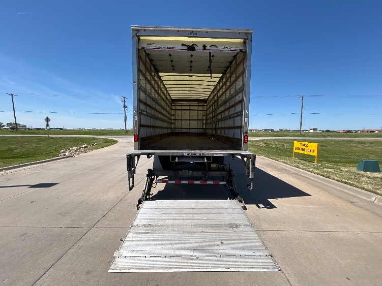 2022 International MV in Lincoln, NE — photo 9