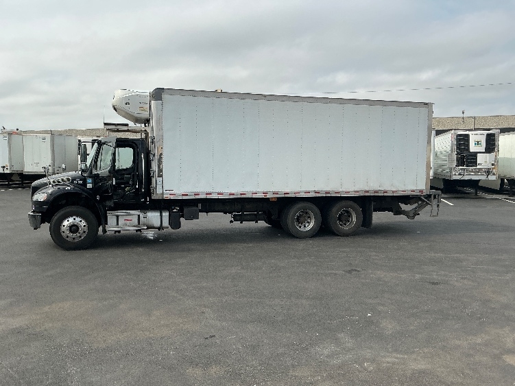 2023 Freightliner eM2 in Linden, NJ — photo 4
