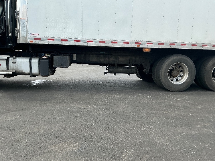 2023 Freightliner eM2 in Linden, NJ — photo 5