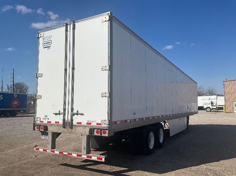 2013 Hyundai Translead in Lebanon, MO — photo 4