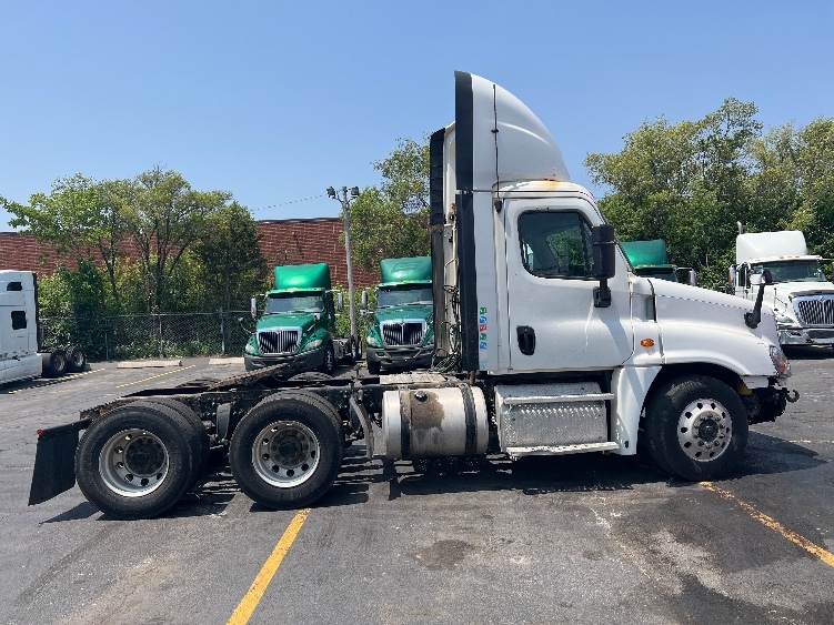2017 Freightliner in La Porte, IN — photo 8