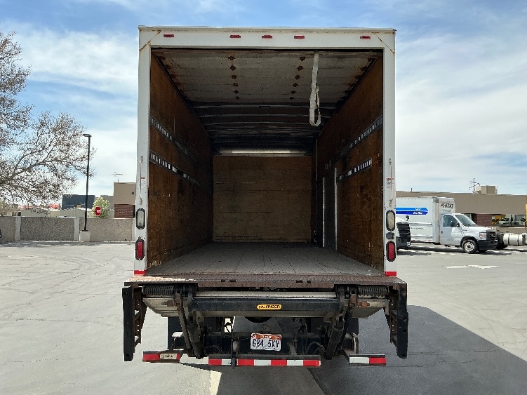 2015 Freightliner M2 106 in Ogden, UT — photo 8