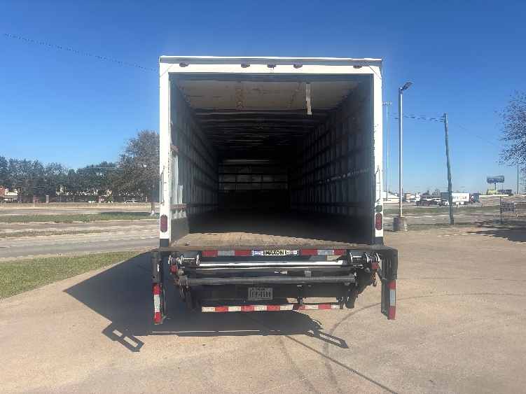 2024 Peterbilt 536 in Houston, TX — photo 8