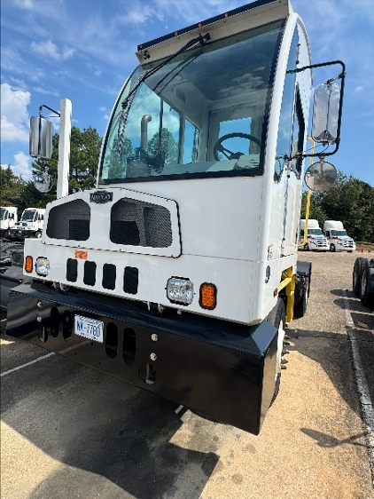 2020 Autocar in Belden, MS — photo 2