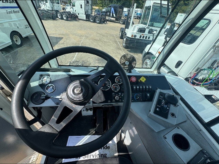 2020 Autocar in Belden, MS — photo 6