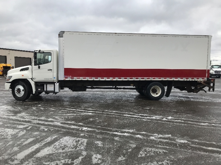 2015 Hino 268 in Buffalo, NY — photo 4